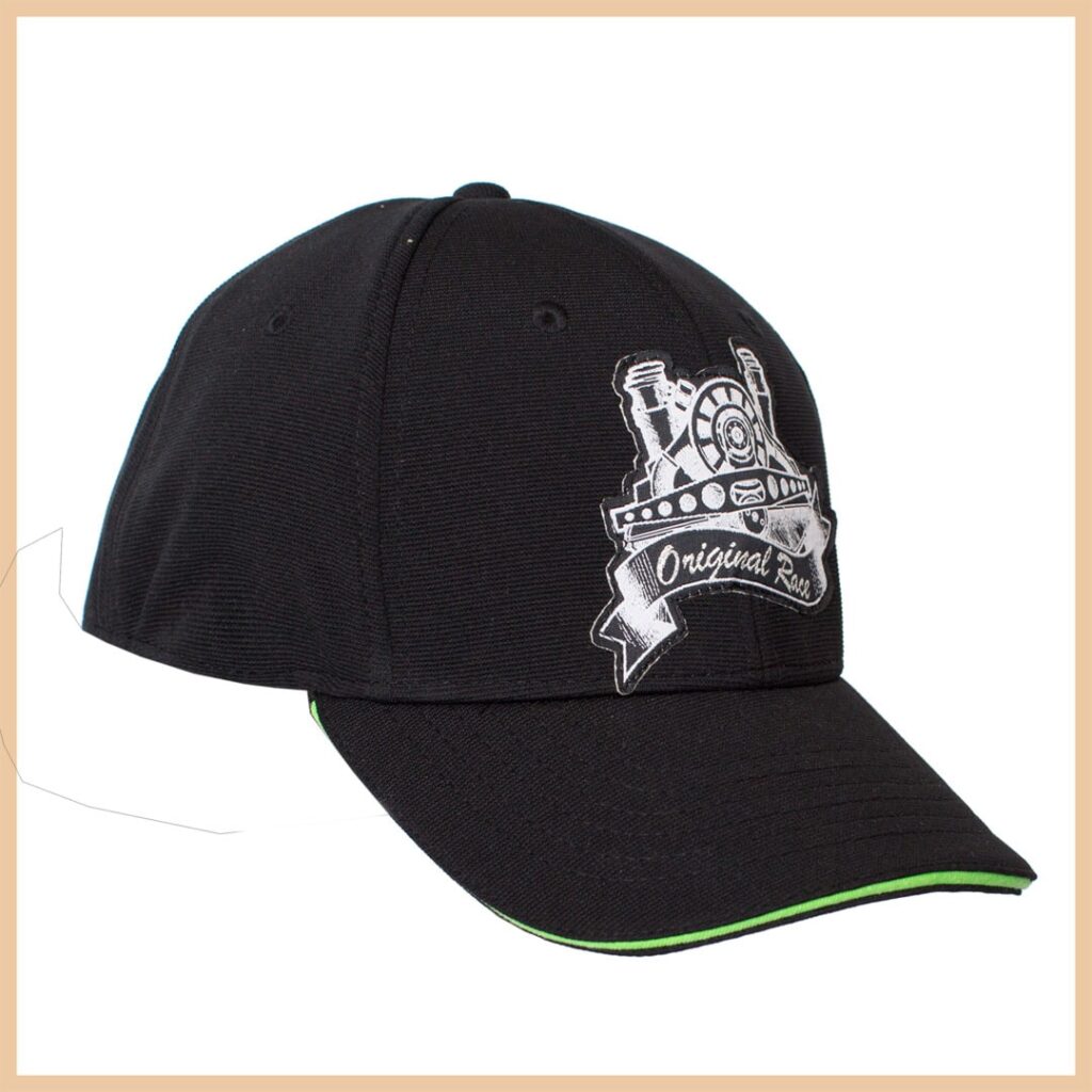 cappellino flat6 or black 2